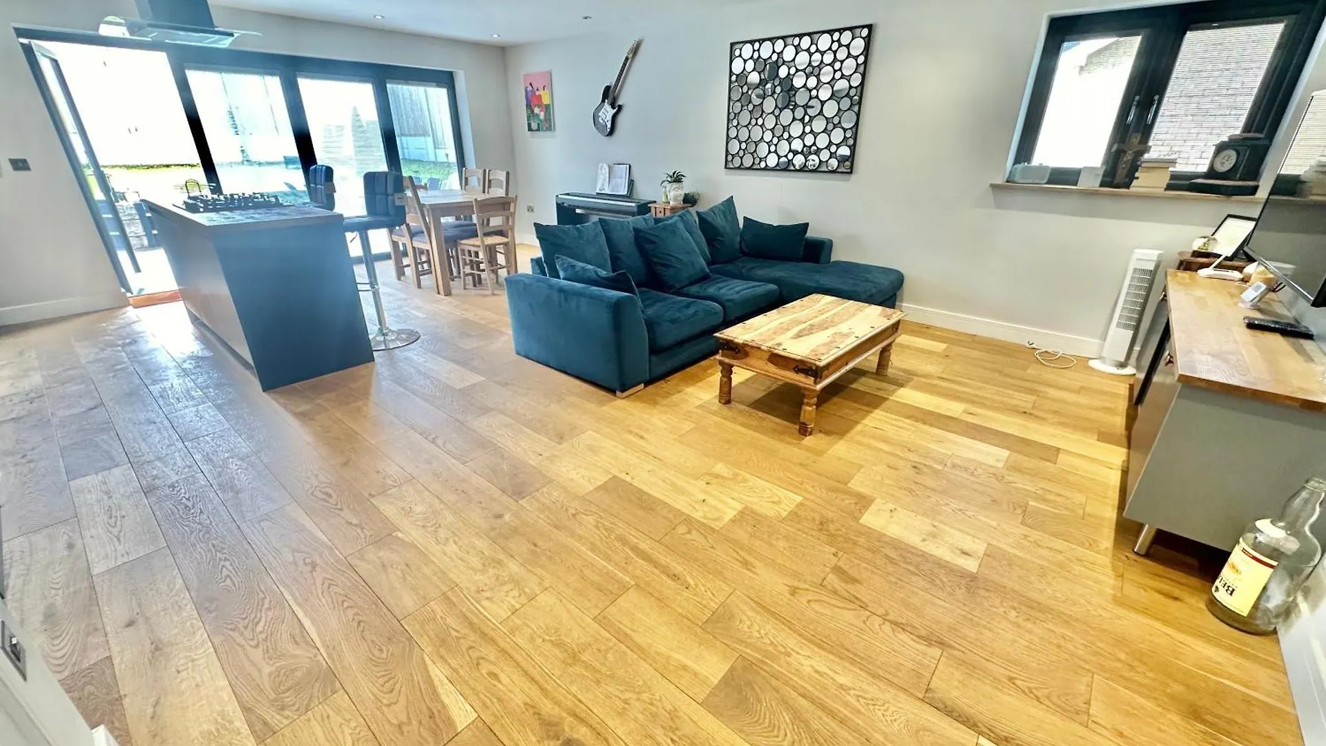 Spacious Modern Bungalow With Garden, Hot Tub, Gas Bbq And Sky Sports! Bournemouth